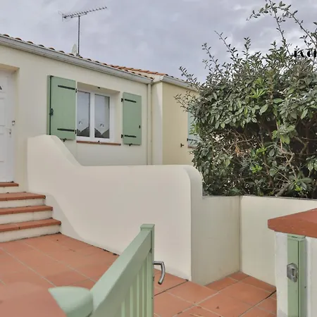 Ferienhaus L Echappee Chaumoise- Agreable Maison Au Pied De La *