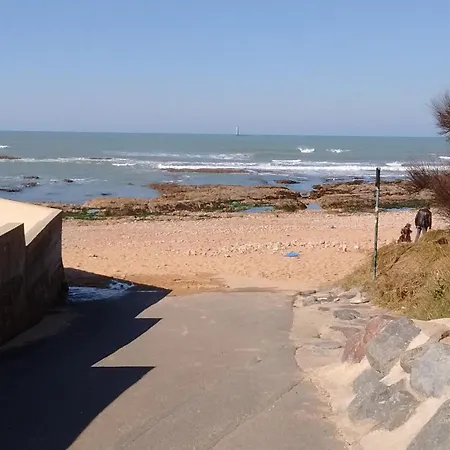 Casa de Férias L Echappee Chaumoise- Agreable Maison Au Pied De La *