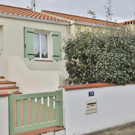 Casa de Férias L Echappee Chaumoise- Agreable Maison Au Pied De La